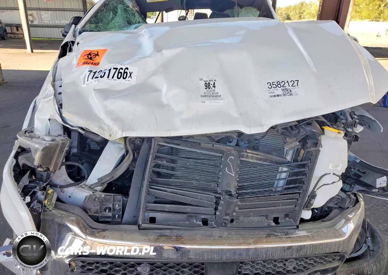 2026 Ram 1500 Laramie VIN:3C6SRFJPXT4177290 - 11