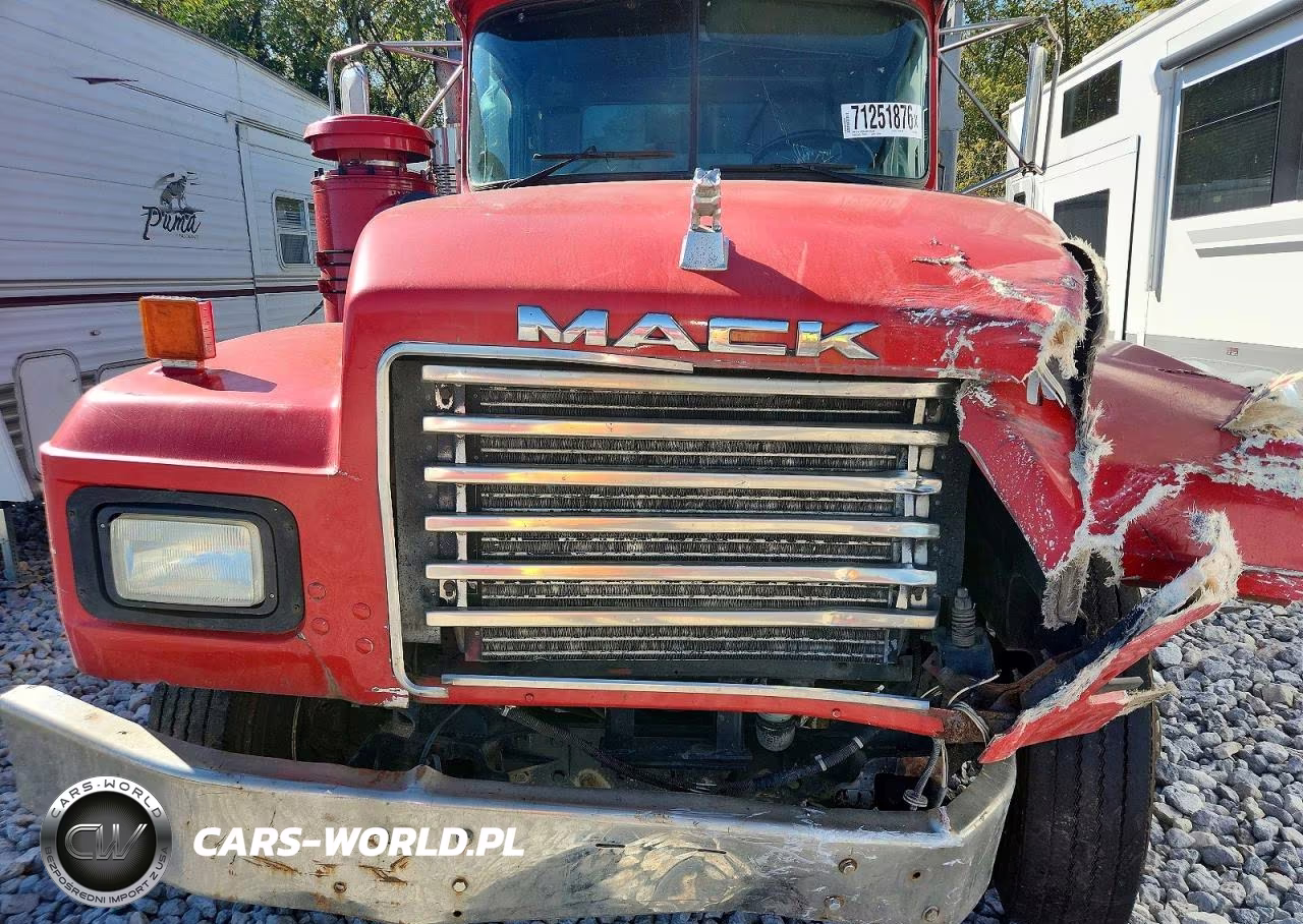 2001 Mack Rb688S Dump Truck VIN:1M2P324C11M060686 - 10