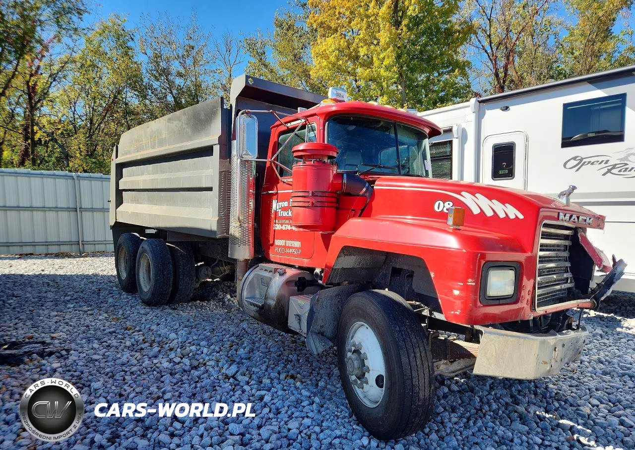 2001 Mack Rb688S Dump Truck VIN:1M2P324C11M060686 - 4