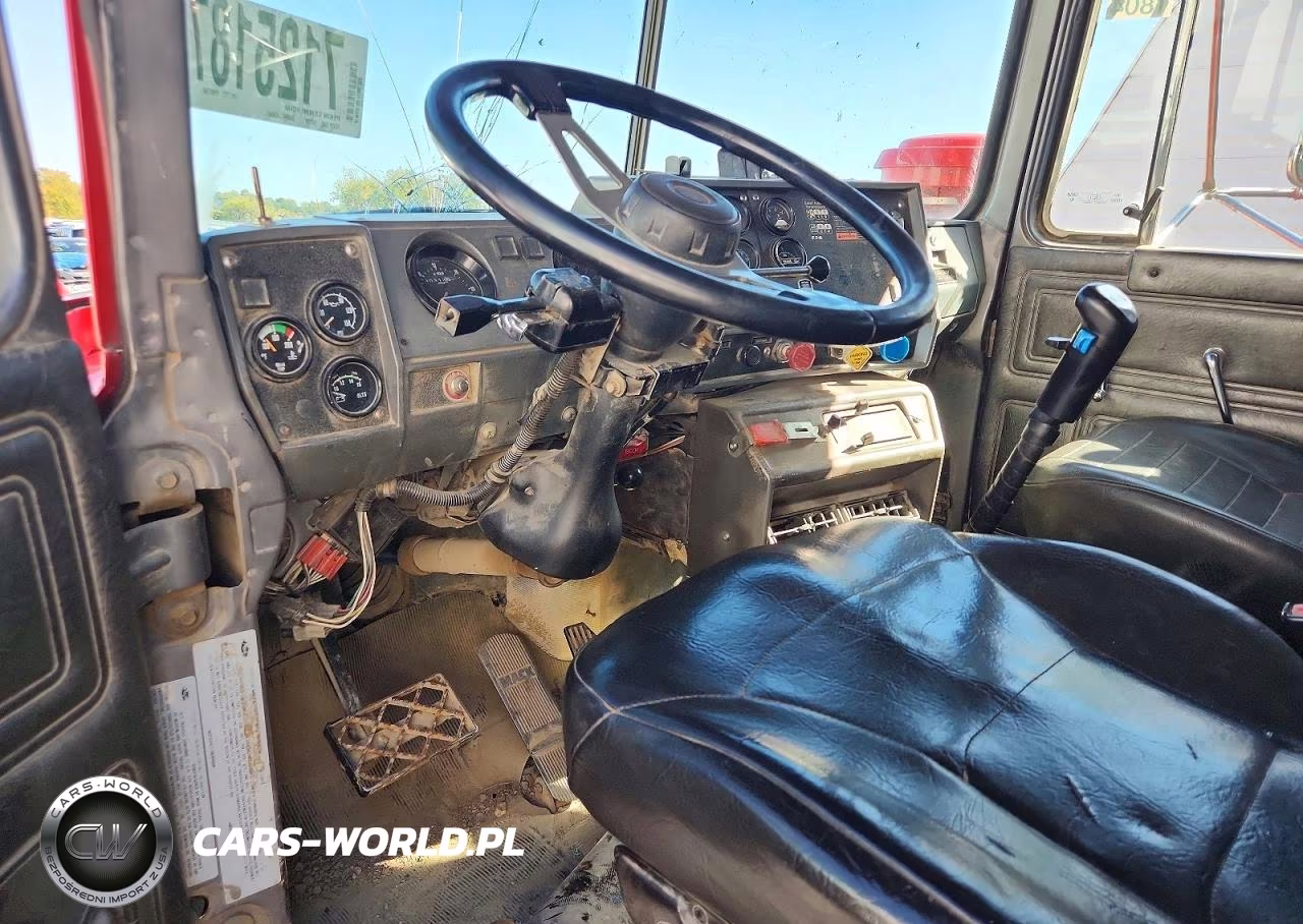 2001 Mack Rb688S Dump Truck VIN:1M2P324C11M060686 - 8