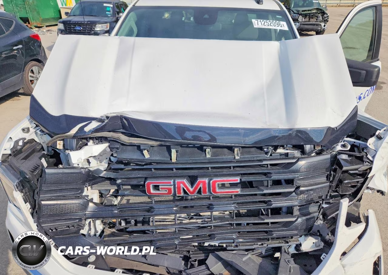 2024 GMC Sierra C1500 VIN:1GTRHAEK6RZ263943 - 11