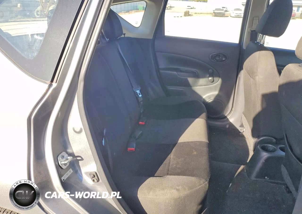2015 Nissan Versa Note S Plus VIN:3N1CE2CP5FL436957 - 10