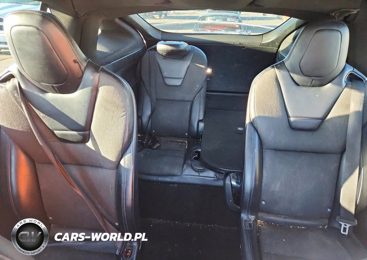 2016 Tesla Model X VIN:5YJXCBE29GF021906 - 10