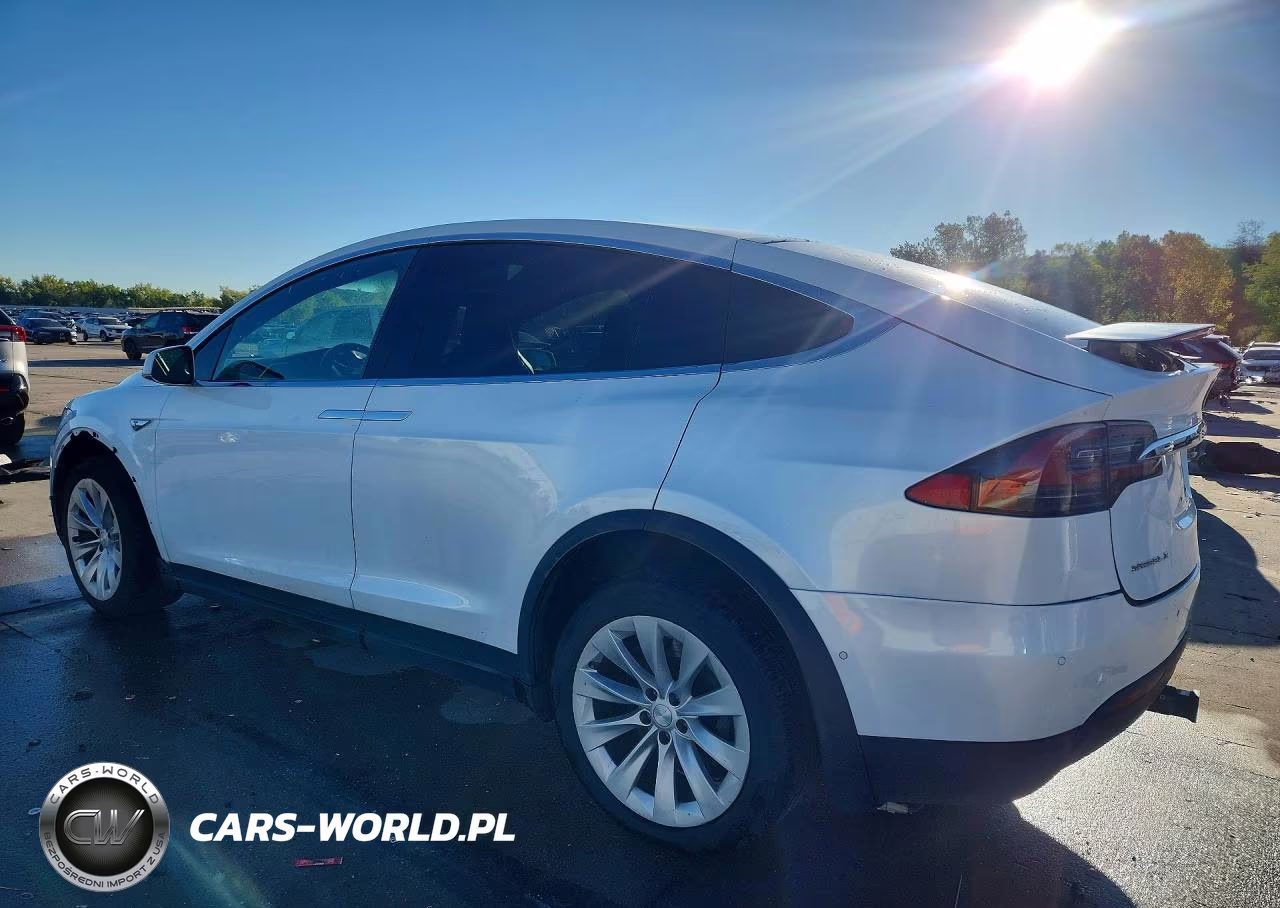 2016 Tesla Model X VIN:5YJXCBE29GF021906 - 2