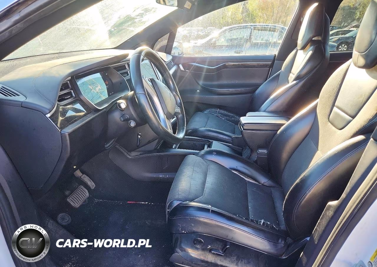 2016 Tesla Model X VIN:5YJXCBE29GF021906 - 7