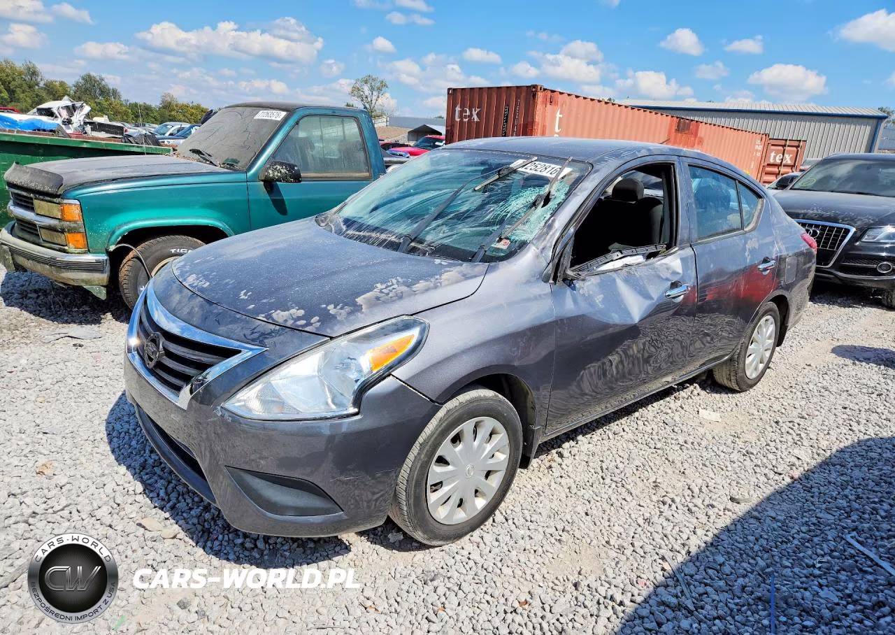 2017 Nissan Versa 1.6 S Plus