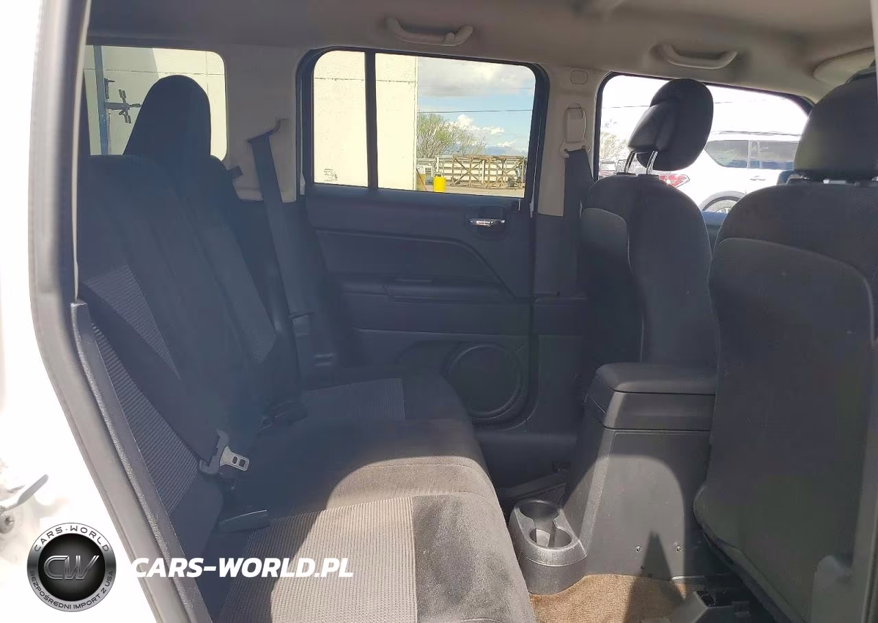 2015 Jeep Patriot Sport VIN:1C4NJPBB1FD264405 - 11