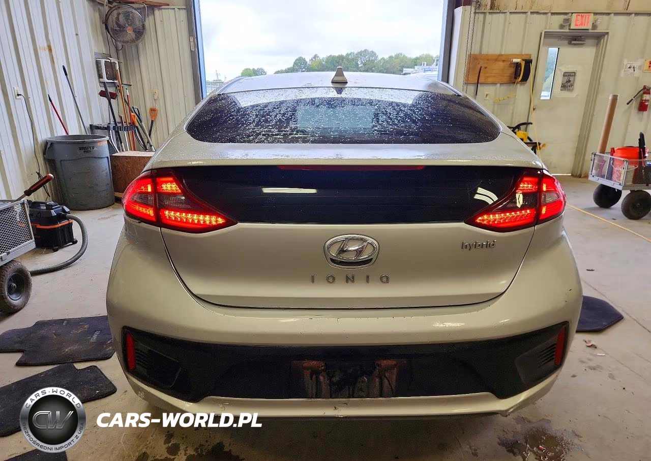 2017 Hyundai Ioniq Limited VIN:KMHC85LC8HU032221 - 6