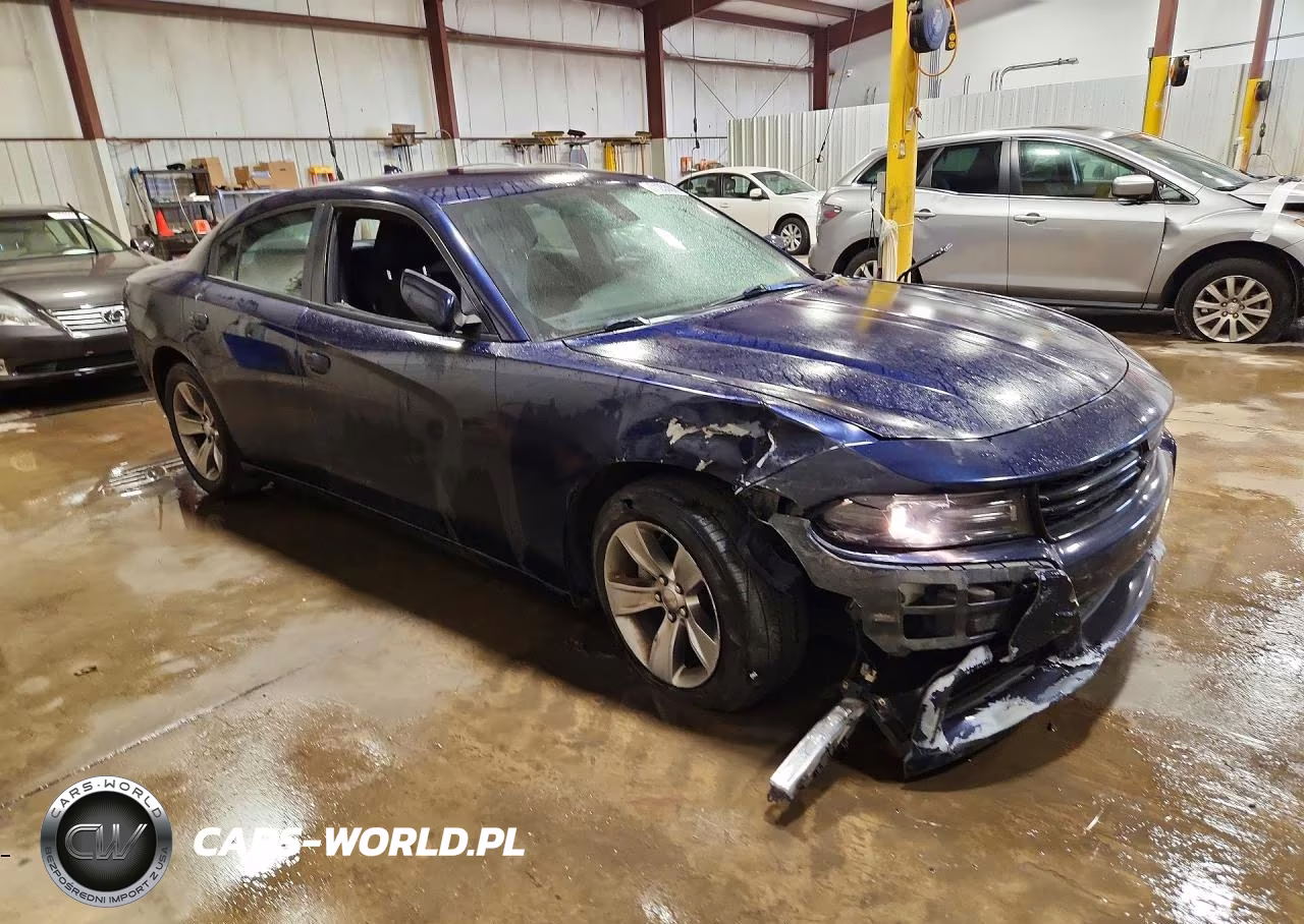 2015 Dodge Charger Sxt VIN:2C3CDXHG2FH824456 - 4
