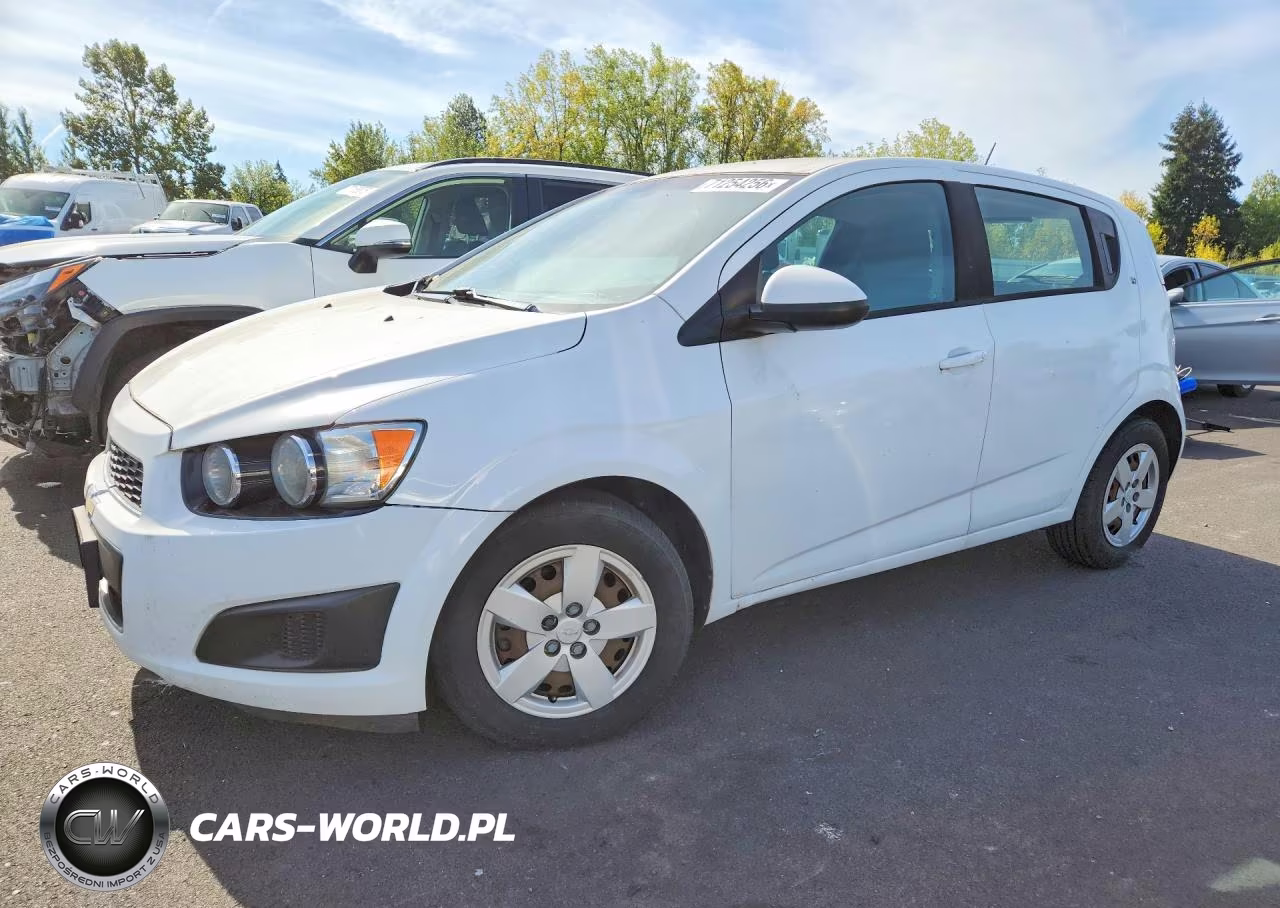 2016 Chevrolet Sonic Ls VIN:1G1JA6SG2G4174775 - 1