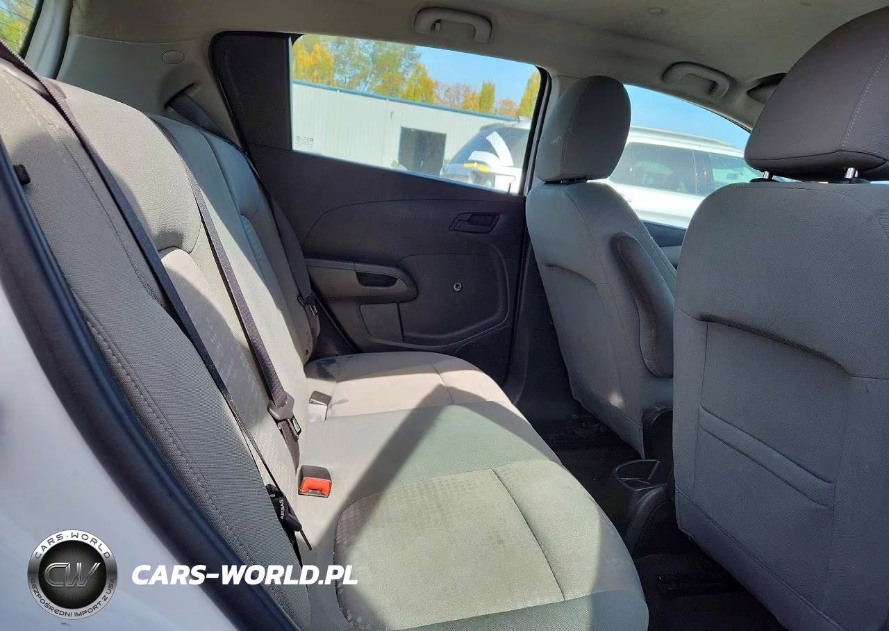 2016 Chevrolet Sonic Ls VIN:1G1JA6SG2G4174775 - 10