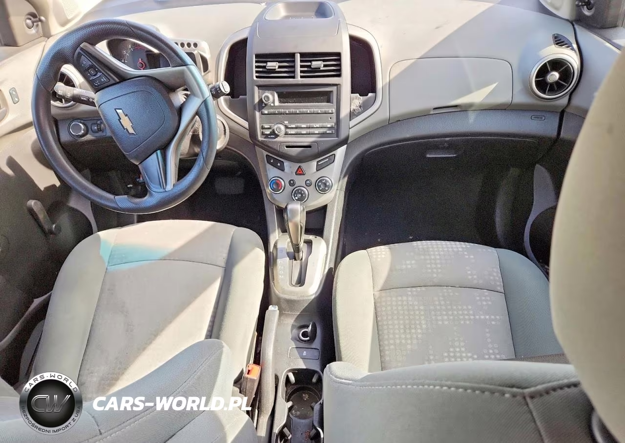 2016 Chevrolet Sonic Ls VIN:1G1JA6SG2G4174775 - 8