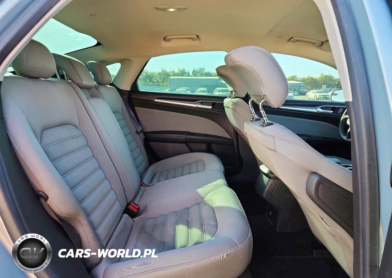 2014 Ford Fusion S Hybrid VIN:3FA6P0UU8ER131189 - 10
