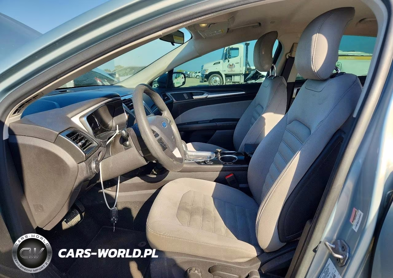 2014 Ford Fusion S Hybrid VIN:3FA6P0UU8ER131189 - 7