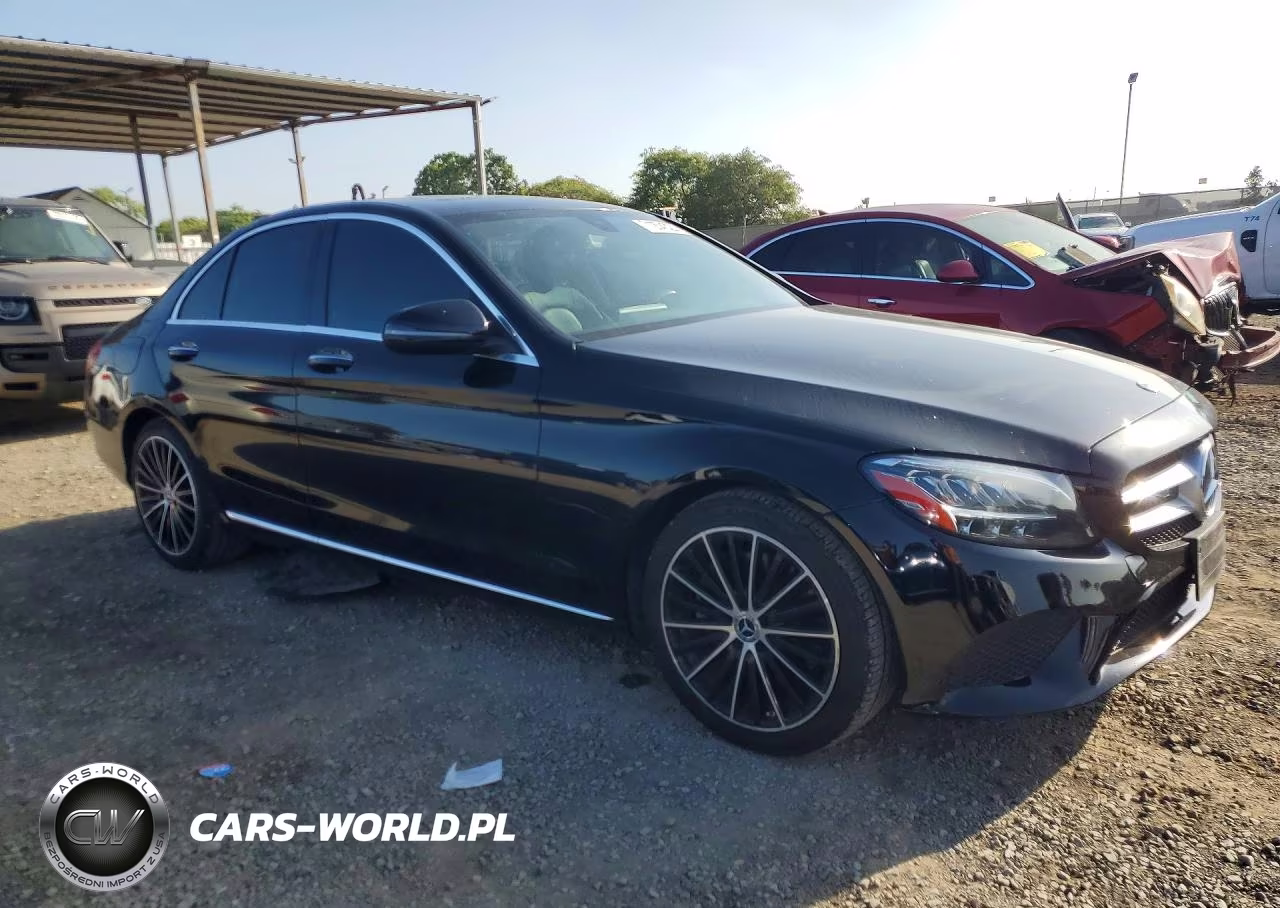 2021 Mercedes-Benz C 300 Sedan VIN:W1KWF8DB9MR644297 - 4