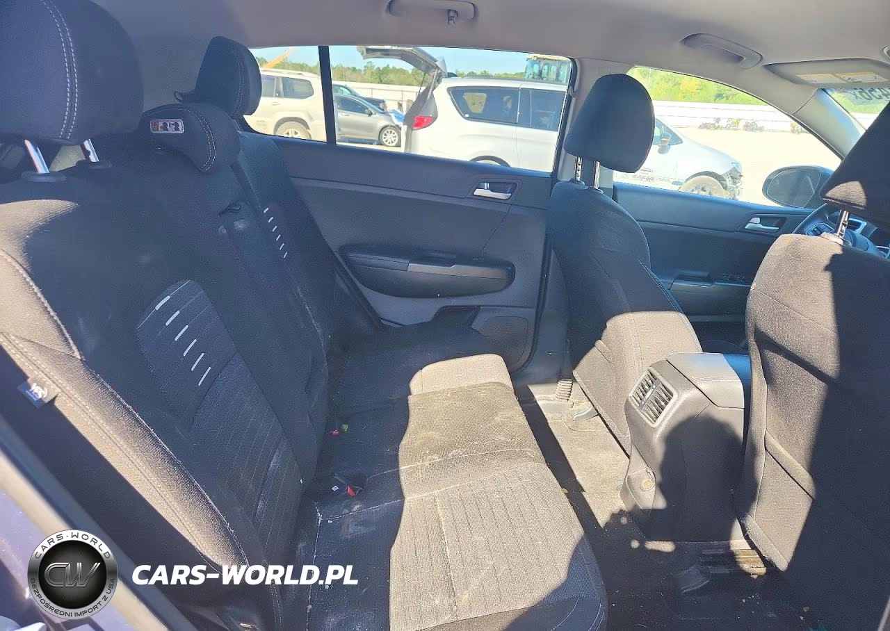 2018 Kia Sportage Lx VIN:KNDPMCAC6J7392990 - 11