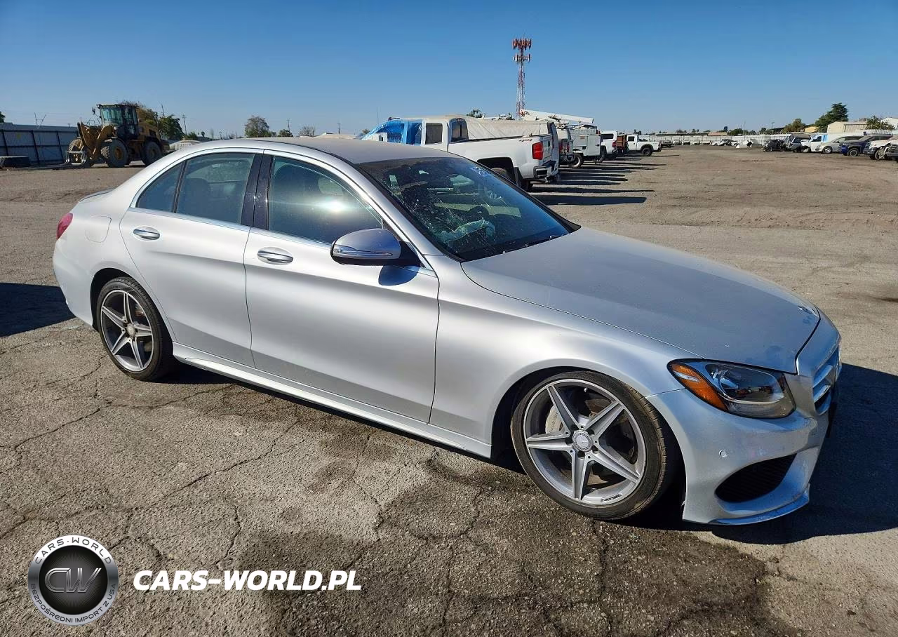 2015 Mercedes-Benz C 300 VIN:55SWF4JB3FU059438 - 4