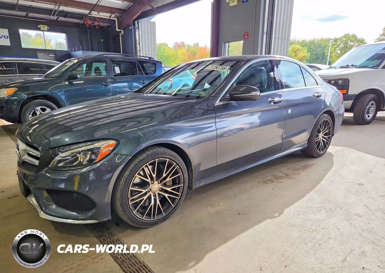 2015 Mercedes-Benz C 300 4Matic VIN:55SWF4KBXFU038942 - 1