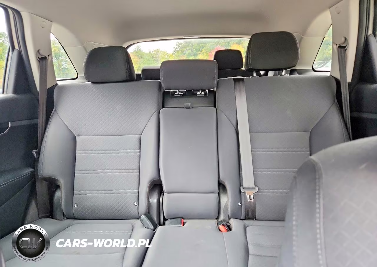 2019 Kia Sorento Lx V6 VIN:5XYPGDA52KG540085 - 10