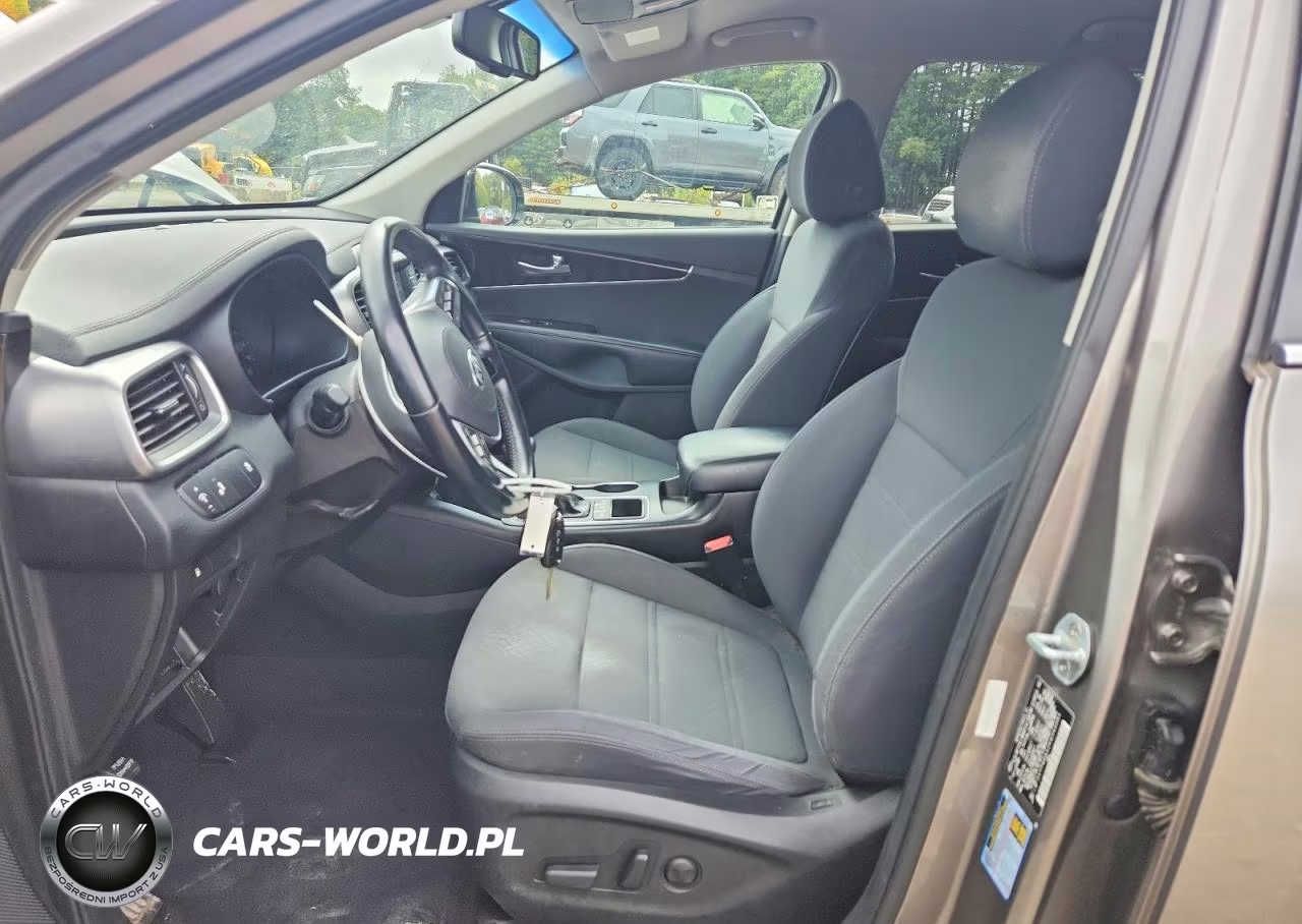 2019 Kia Sorento Lx V6 VIN:5XYPGDA52KG540085 - 7