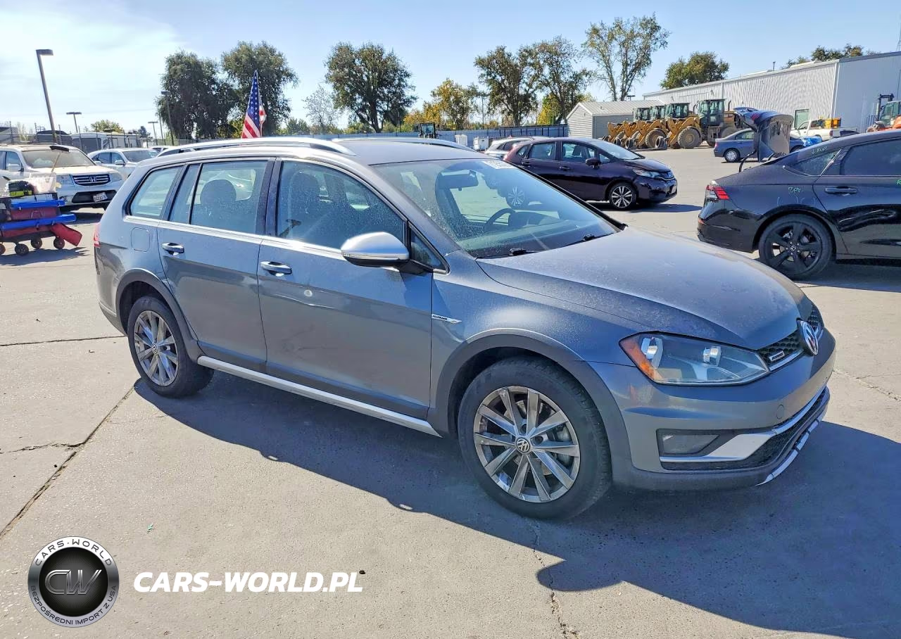2017 Volkswagen Golf Alltrack S VIN:3VWH17AU9HM509679 - 4