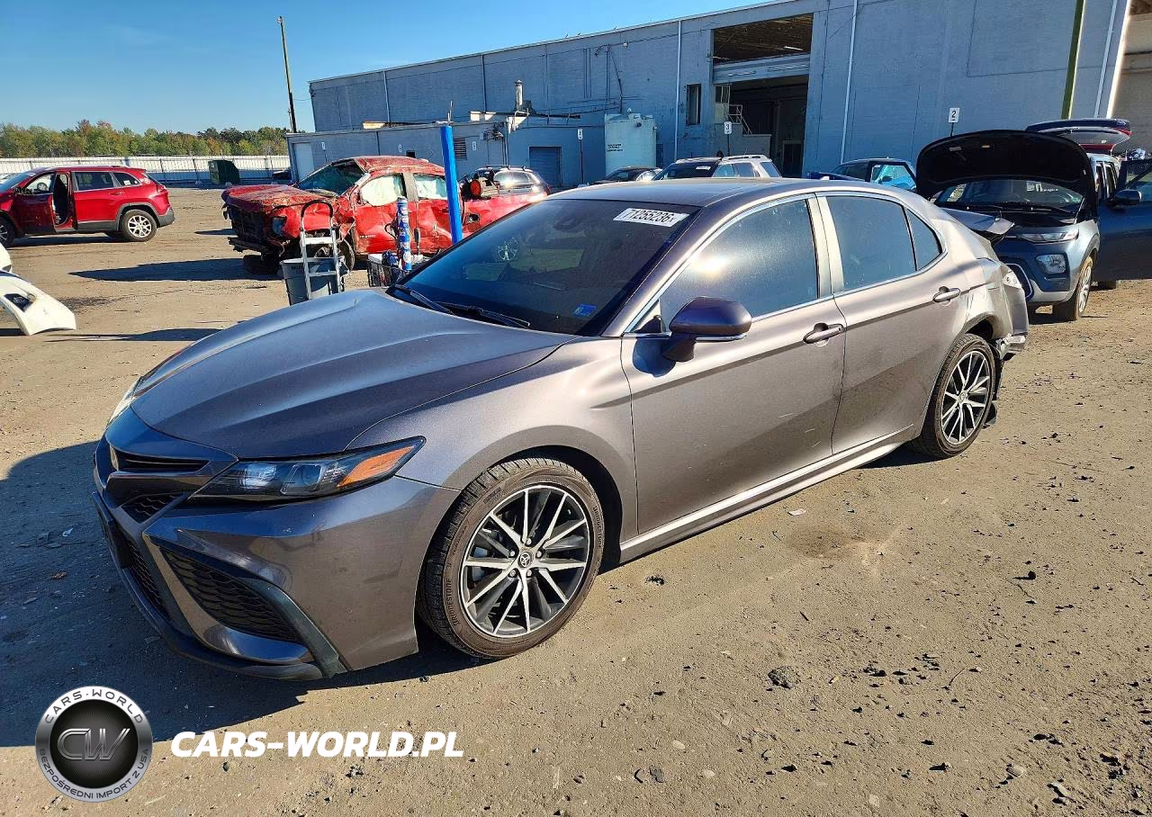 2024 Toyota Camry Se – zdjęcie 1 z 12