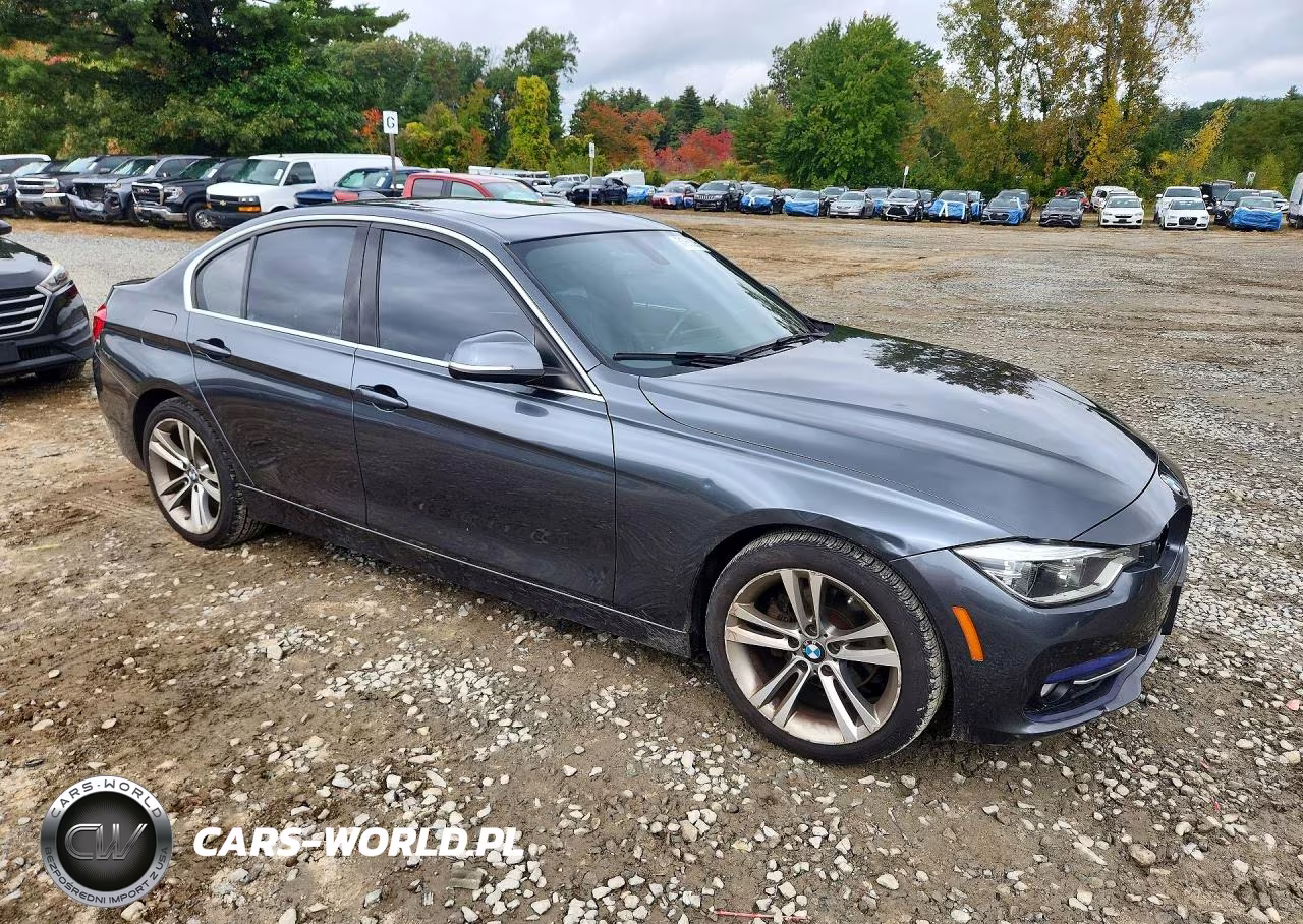 2018 BMW 330 Xi VIN:WBA8D9C5XJEM33085 - 4