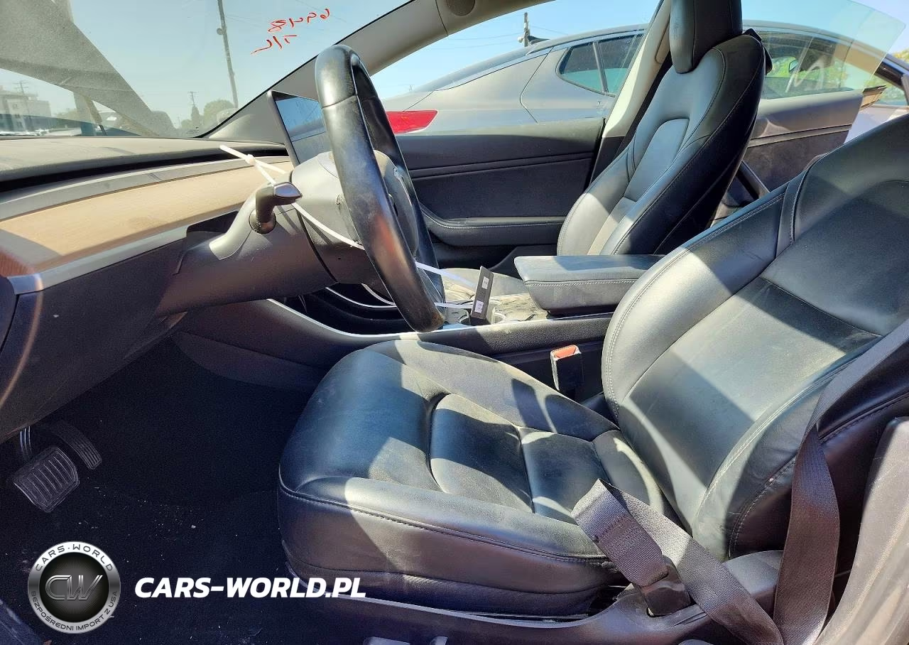 2019 Tesla Model 3 VIN:5YJ3E1EA7KF324525 - 7