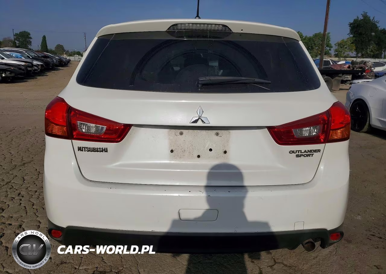 2016 Mitsubishi Outlander Sport Es VIN:JA4AP3AU6GZ053112 - 6