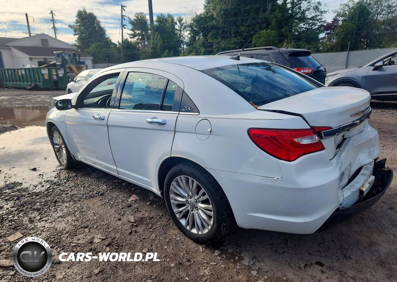 2013 Chrysler 200 Limited VIN:1C3CCBCG8DN702136 - 2