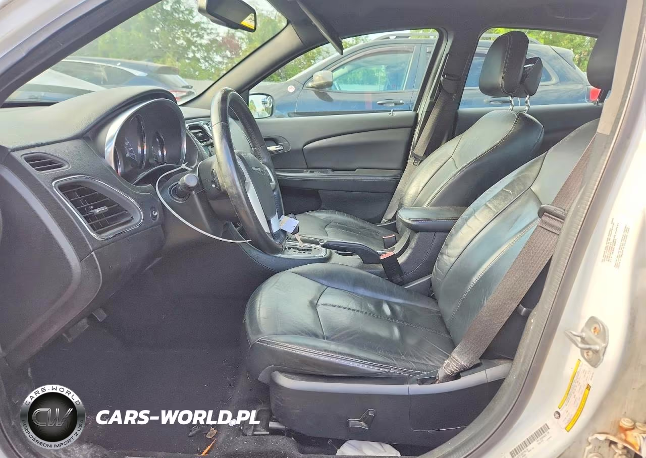 2013 Chrysler 200 Limited VIN:1C3CCBCG8DN702136 - 7