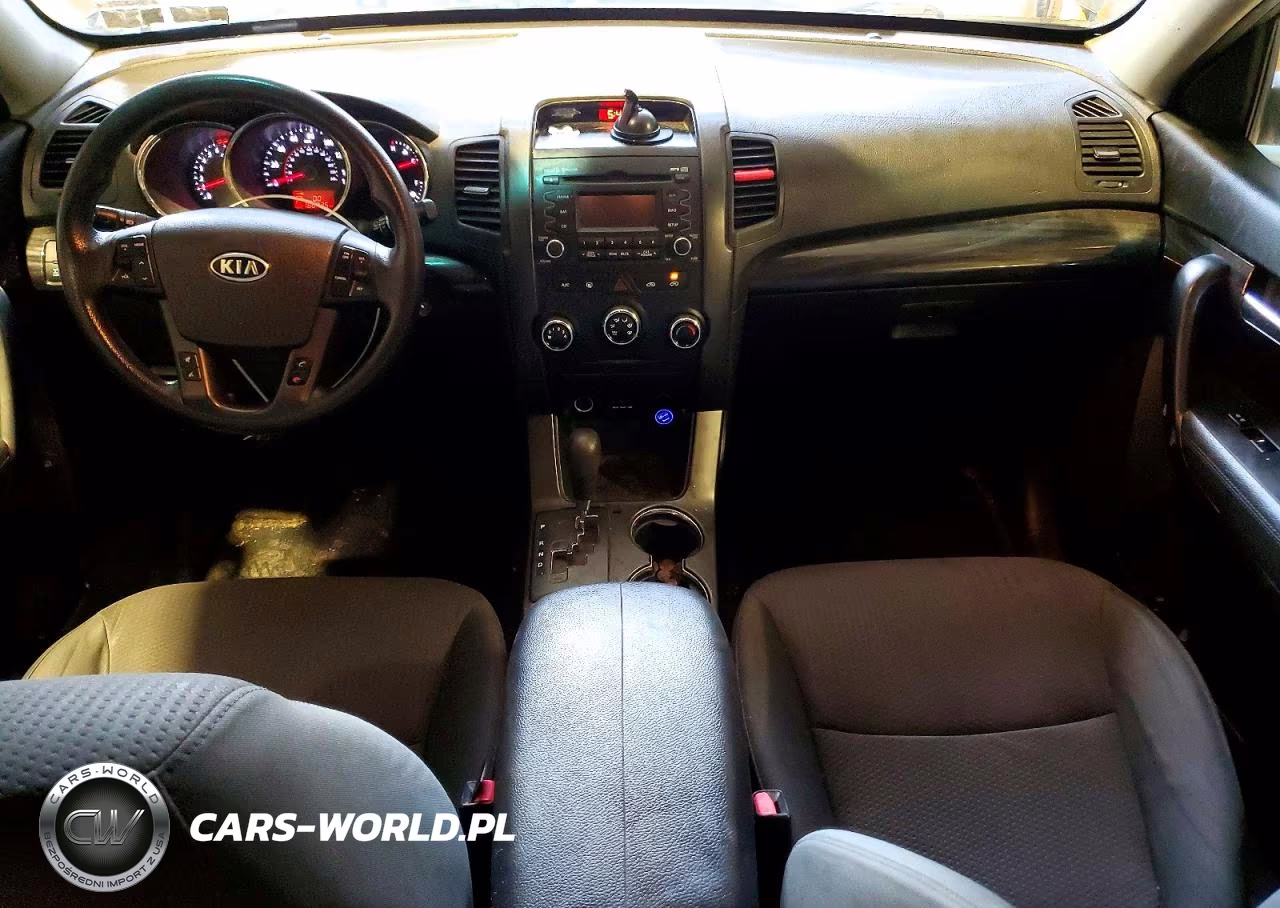 2013 Kia Sorento Lx VIN:5XYKTCA60DG394152 - 8