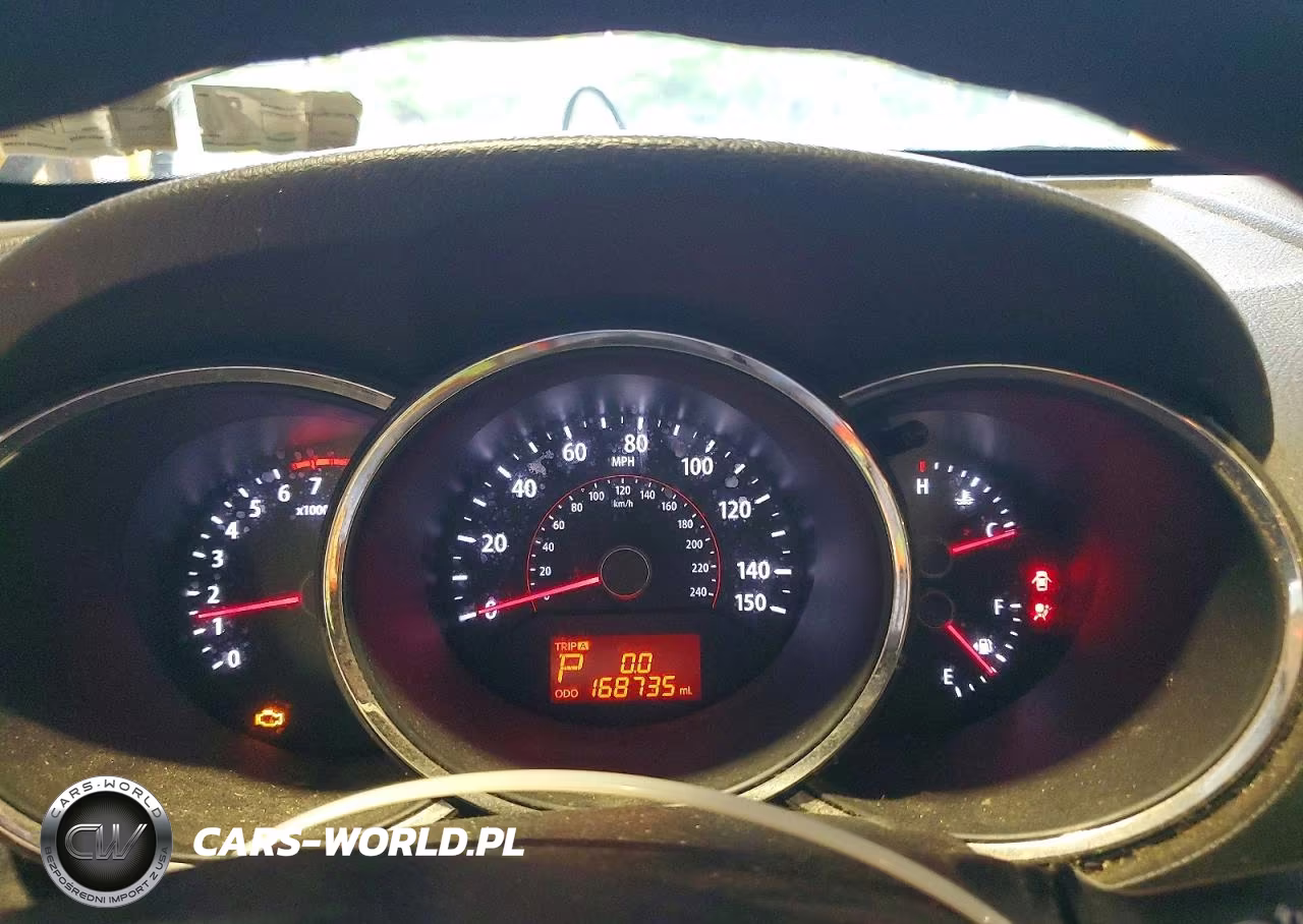 2013 Kia Sorento Lx VIN:5XYKTCA60DG394152 - 9