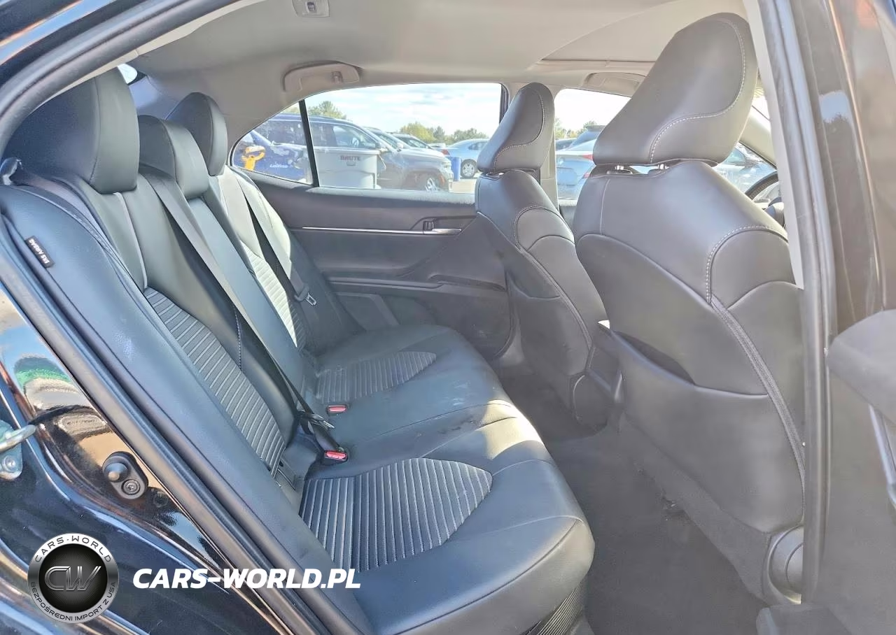 2020 Toyota Camry Se VIN:4T1J31AK6LU533335 - 10