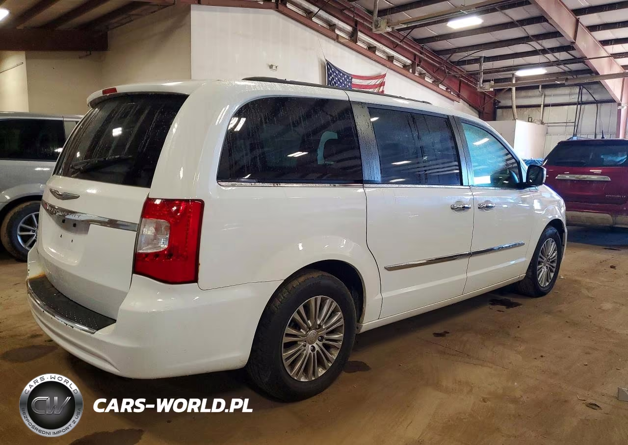 2014 Chrysler Town & Country Touring L VIN:2C4RC1CG0ER351162 - 3