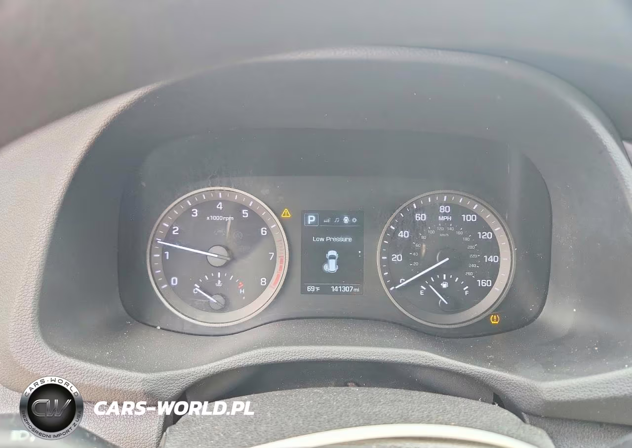 2018 Hyundai Tucson Se VIN:KM8J2CA44JU766238 - 9