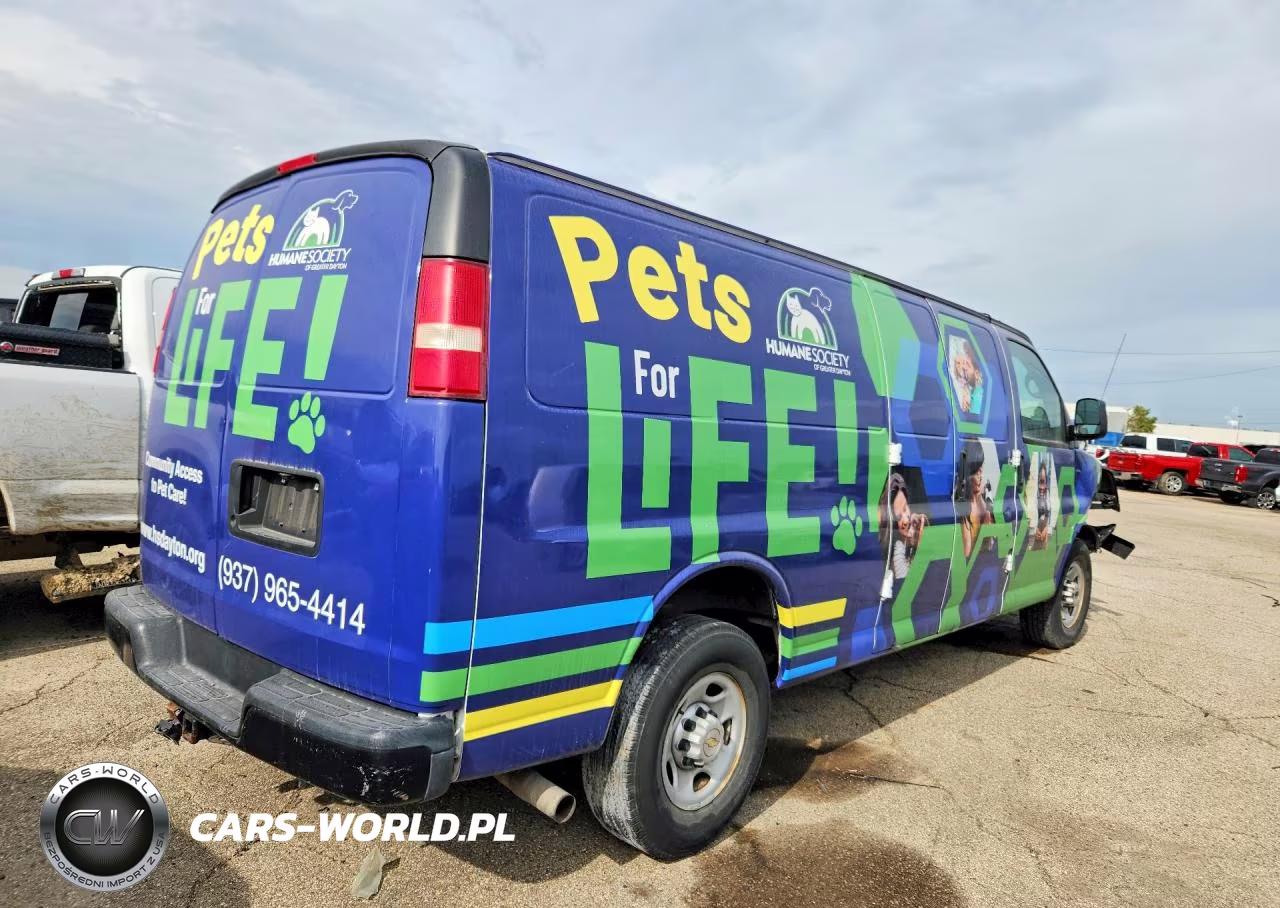 2014 Chevrolet Express G2500 VIN:1GCWGGCA1E1149828 - 3
