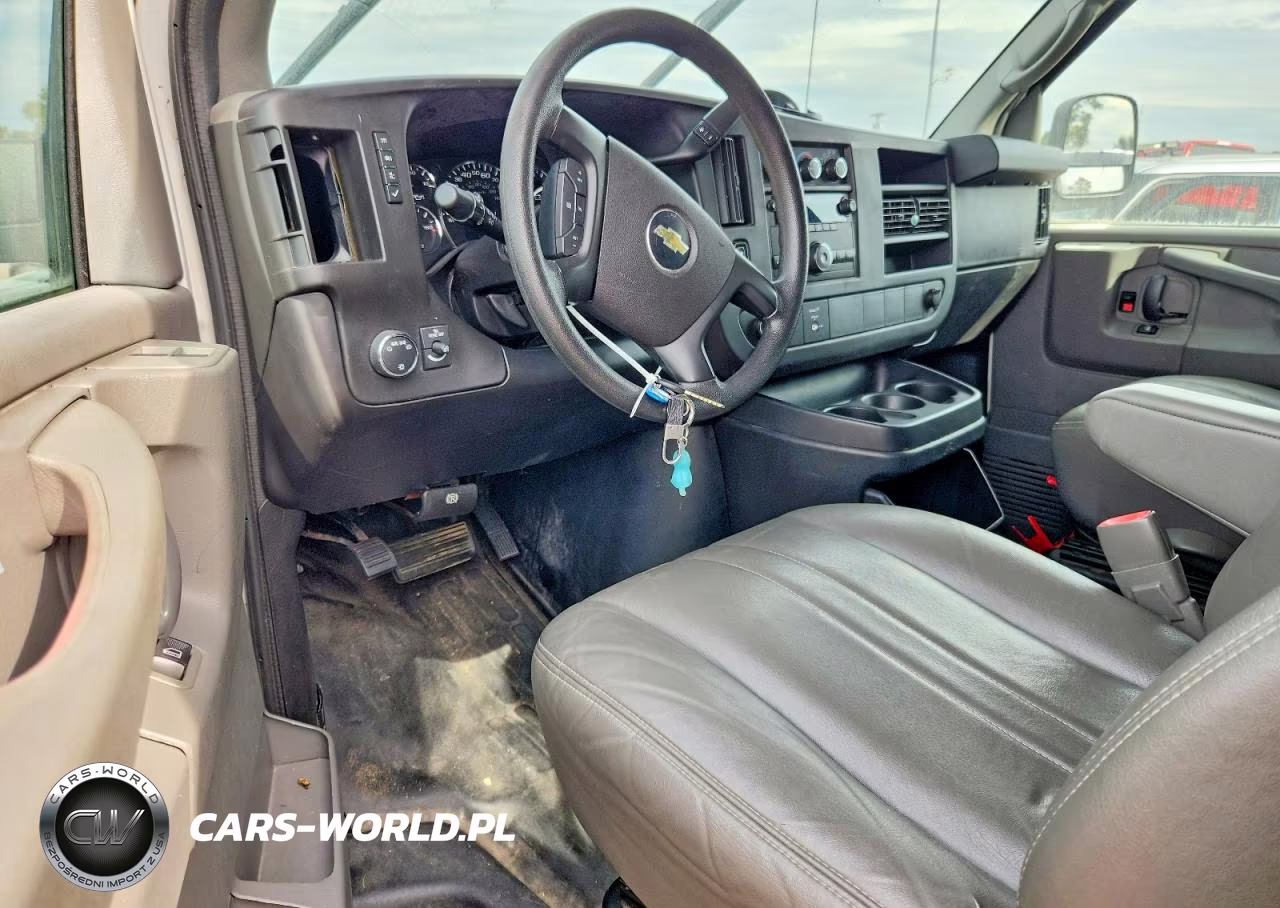 2014 Chevrolet Express G2500 VIN:1GCWGGCA1E1149828 - 8