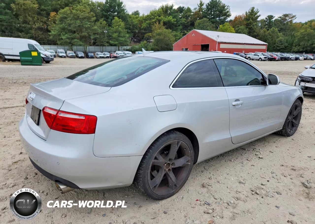 2009 Audi A5 Quattro VIN:WAUDK78T39A016345 - 3
