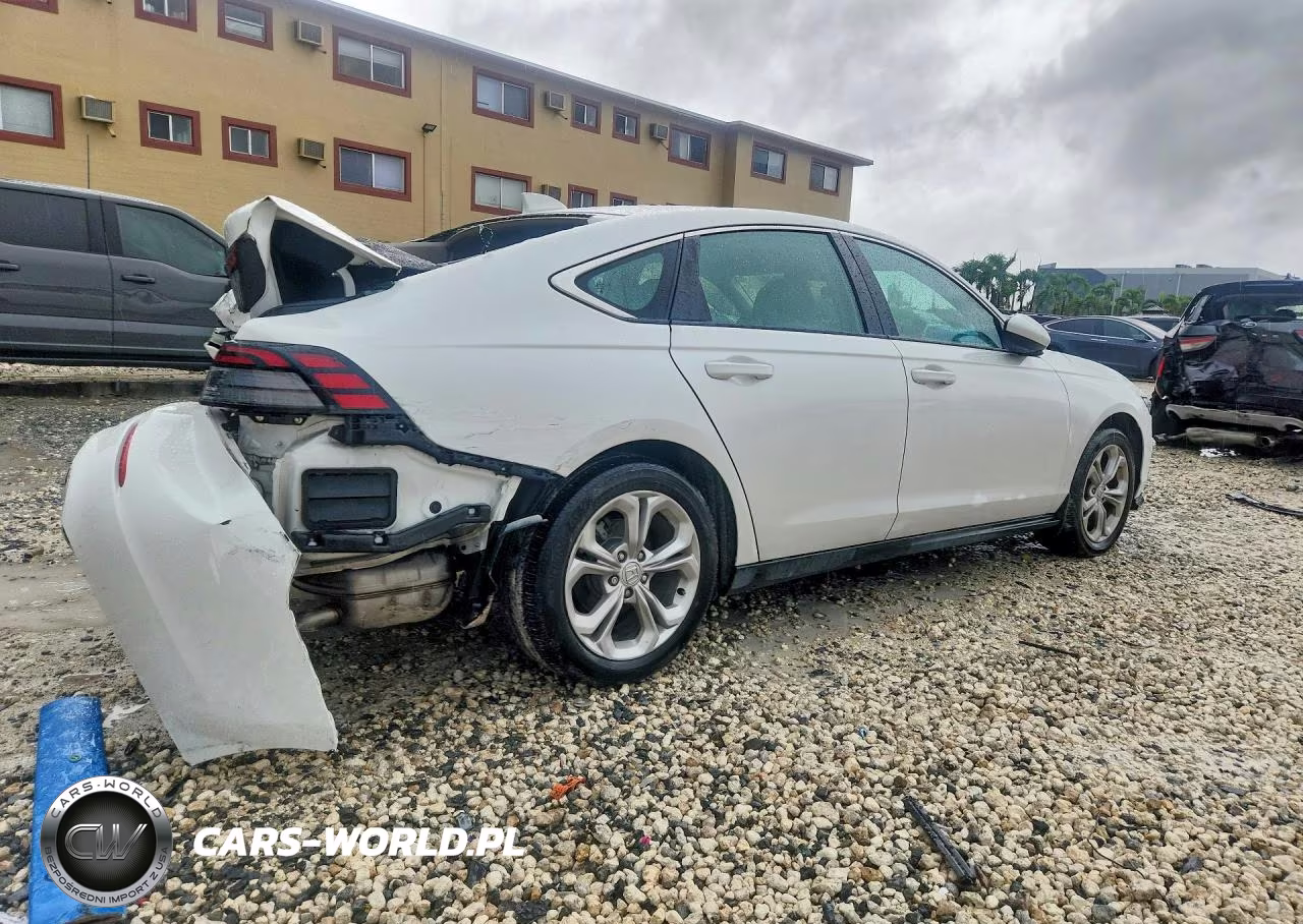 2024 Honda Accord Lx VIN:1HGCY1F27RA079373 - 3