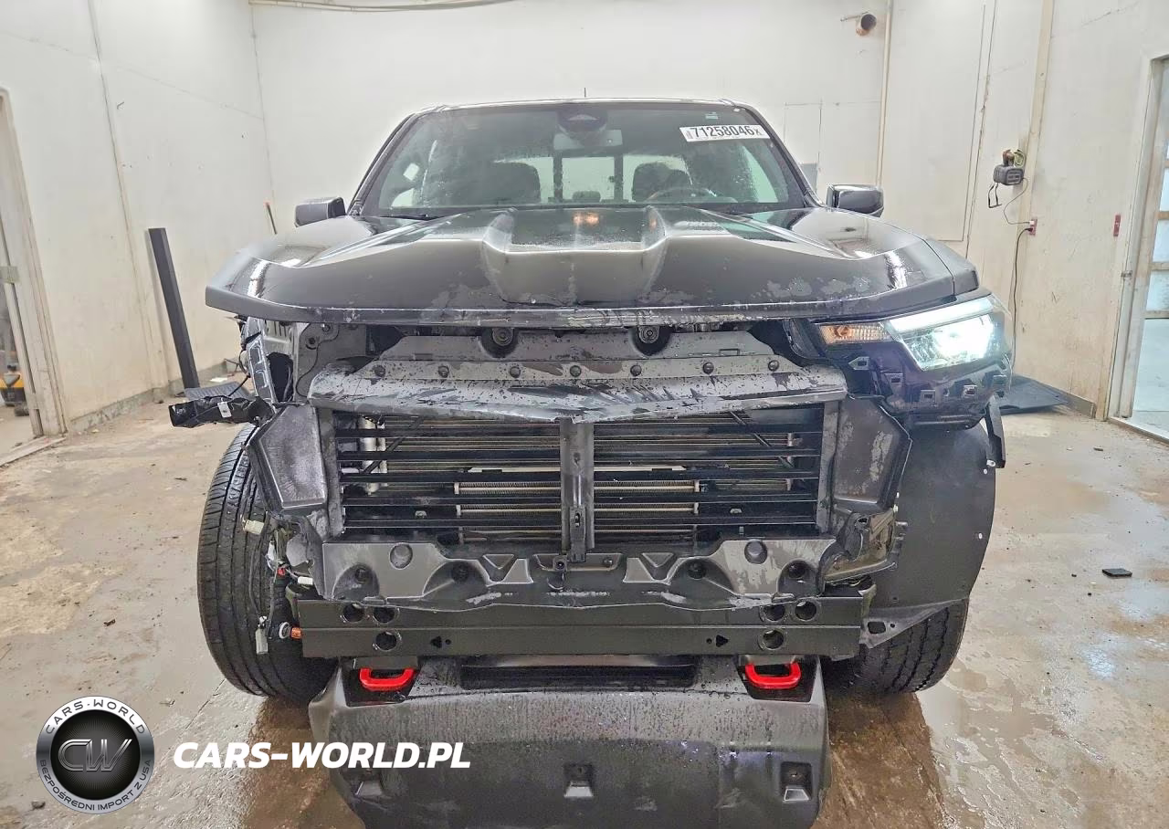 2025 Chevrolet Colorado Z71 VIN:1GCPTDEK1S1181405 - 5