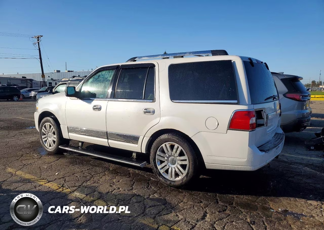 2011 Lincoln Navigator VIN:5LMJJ2J59BEJ07005 - 2