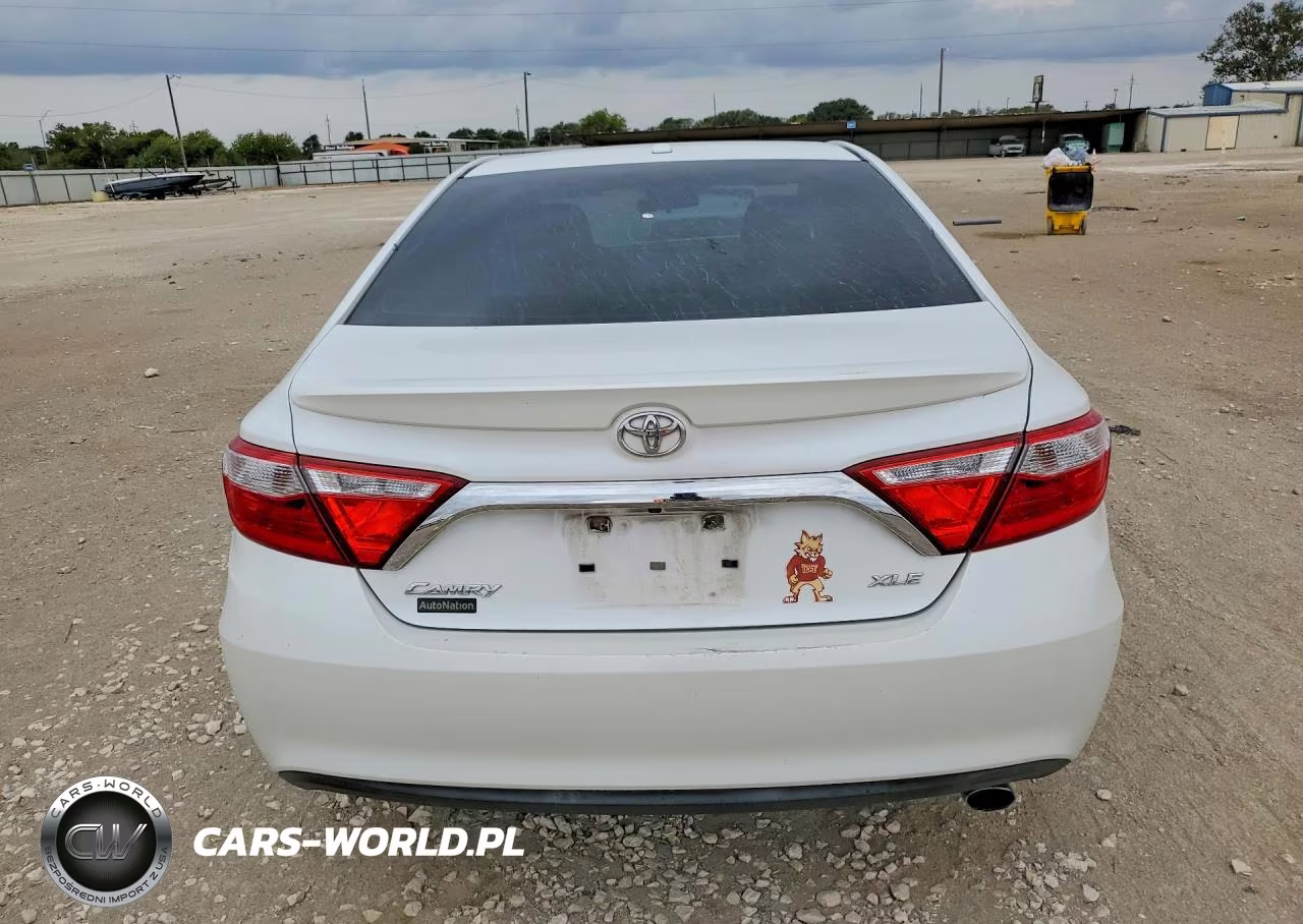 2016 Toyota Camry Xle VIN:4T1BF1FK3GU163276 - 6