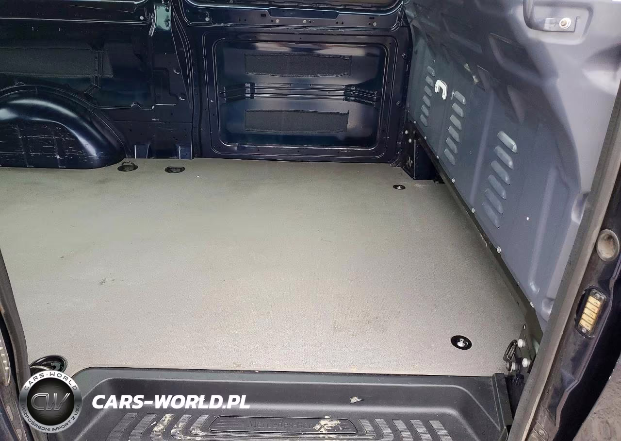 2022 Mercedes-Benz Metris VIN:W1YV0CEYXN3987570 - 11