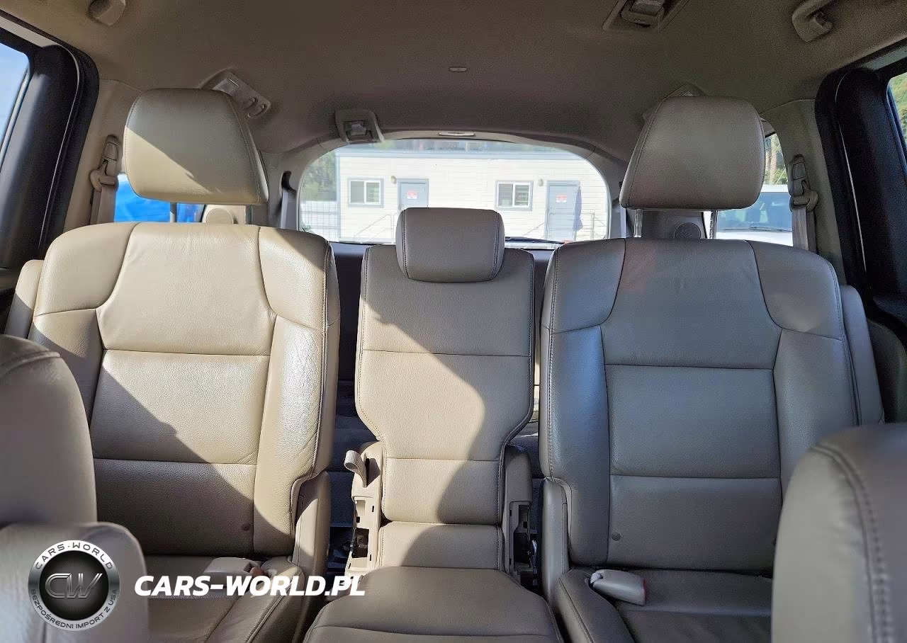 2011 Honda Odyssey Touring VIN:5FNRL5H97BB034116 - 10