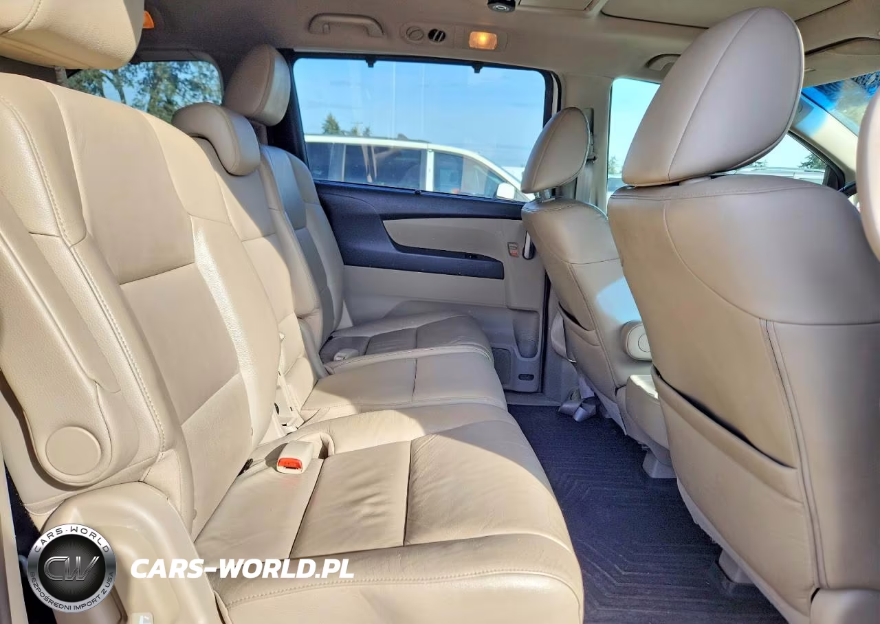 2011 Honda Odyssey Touring VIN:5FNRL5H97BB034116 - 11