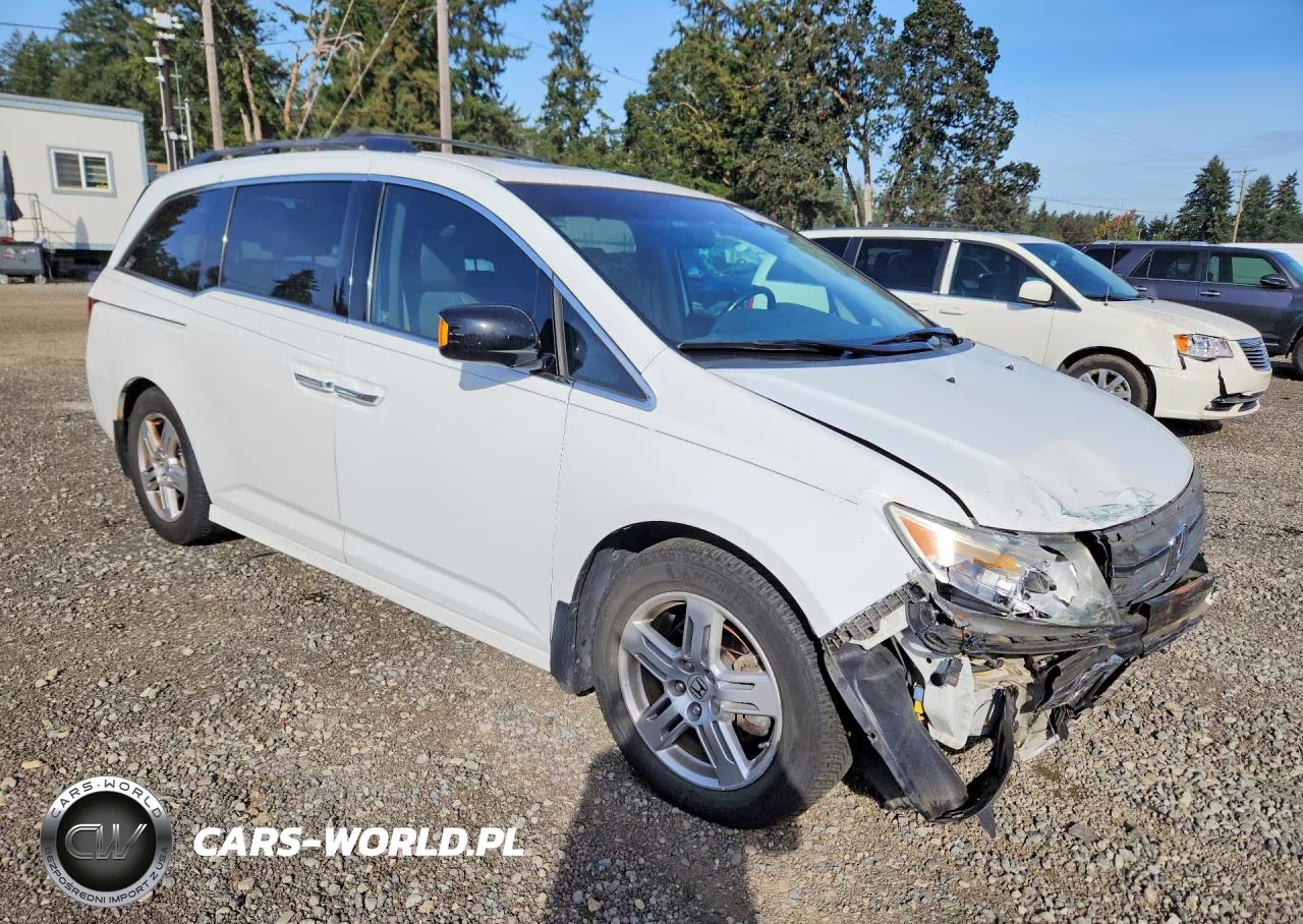 2011 Honda Odyssey Touring VIN:5FNRL5H97BB034116 - 4