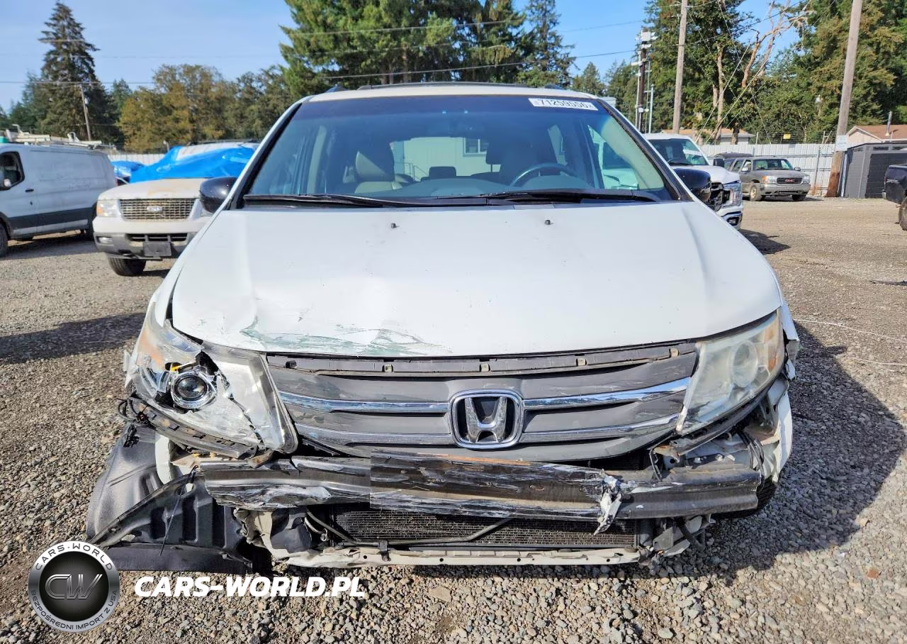 2011 Honda Odyssey Touring VIN:5FNRL5H97BB034116 - 5