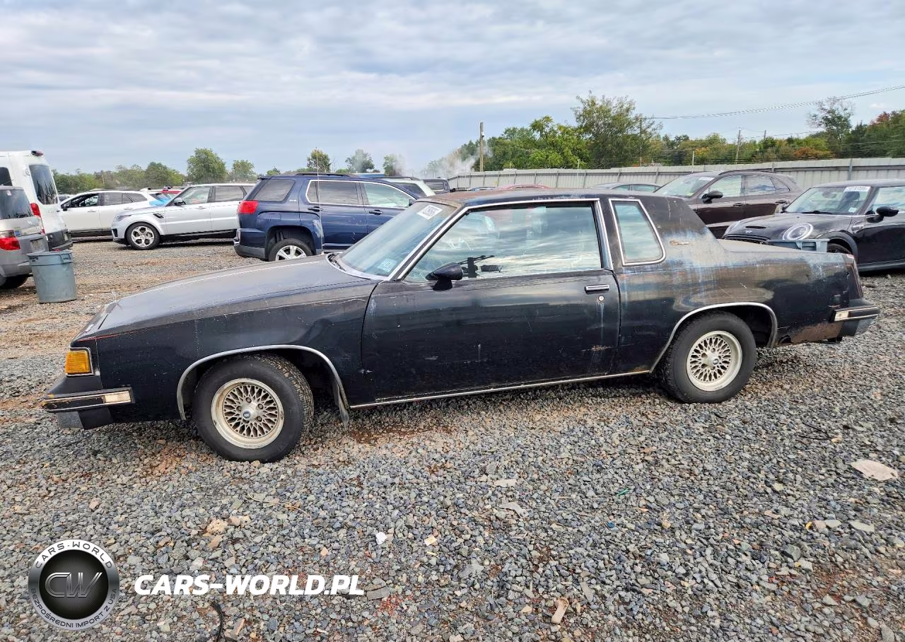 1987 Oldsmobile Cutlass Supreme – zdjęcie 1 z 12