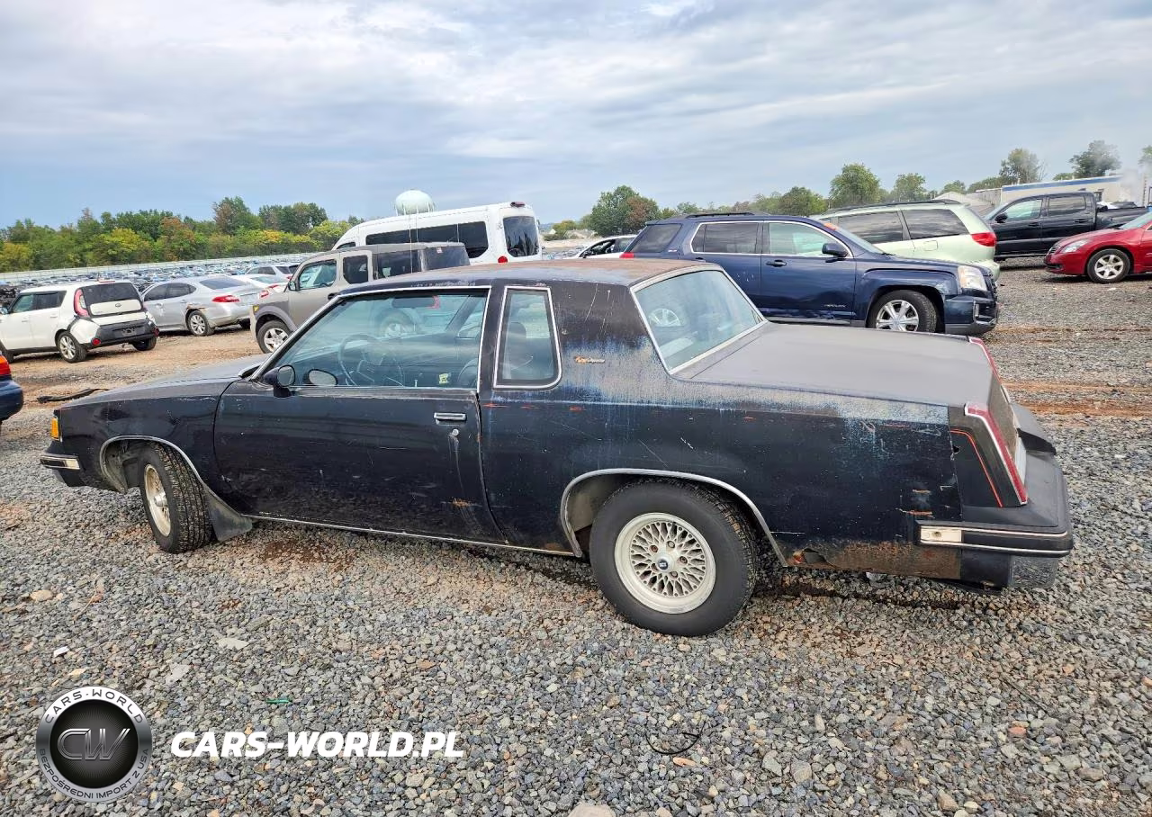 1987 Oldsmobile Cutlass Supreme VIN:1G3GR11Y5HP324630 - 2